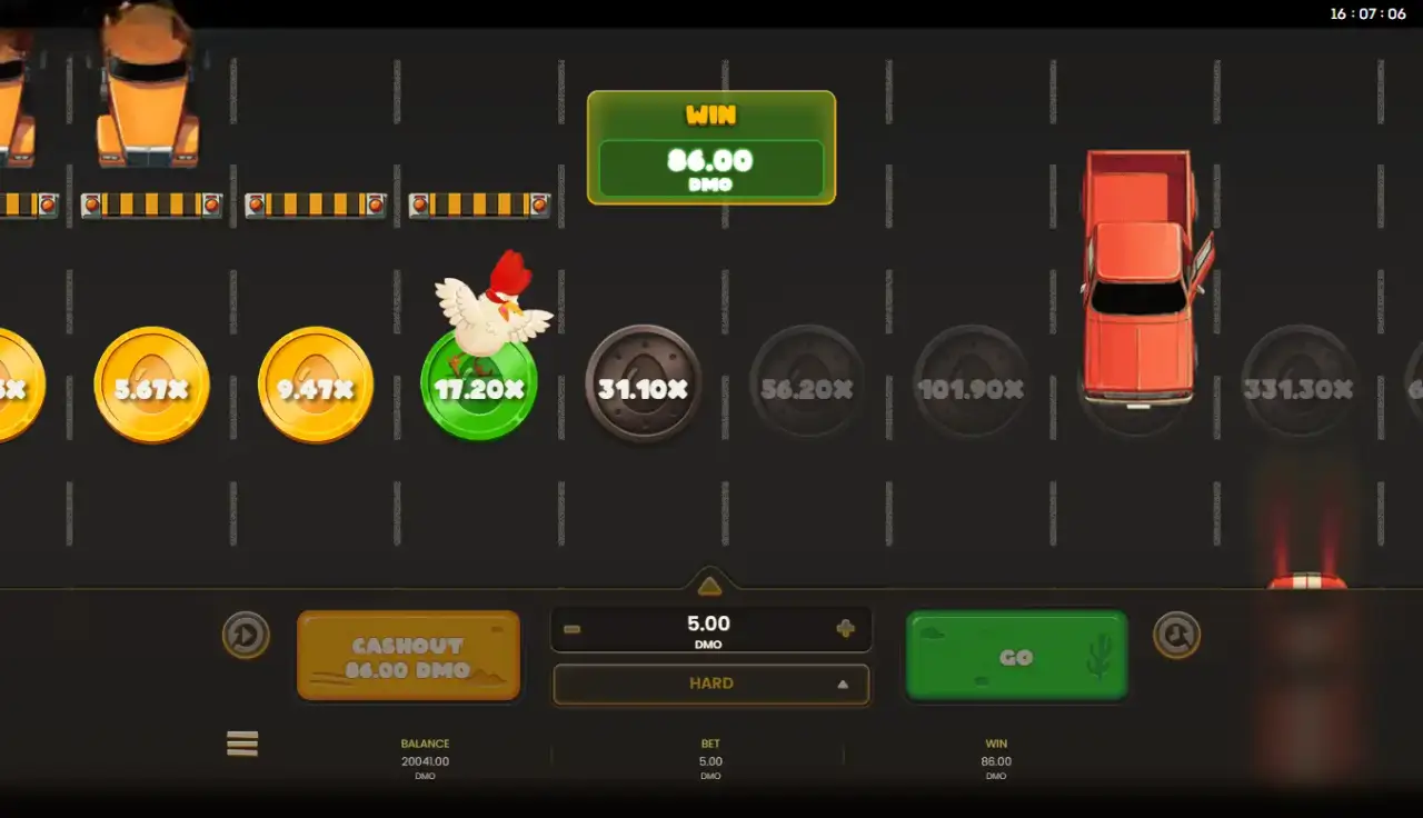 Chicken Highway Game Screenshot
